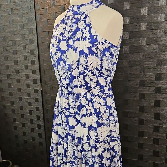 Floral Halter Maxi Dress - Blue and White Size Small - Picture 4 of 11
